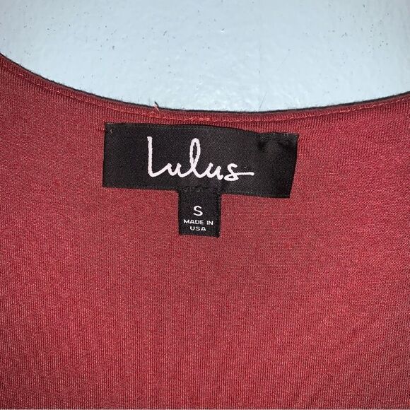 Lulu’s Bodysuit Size Small - Picture 2 of 3